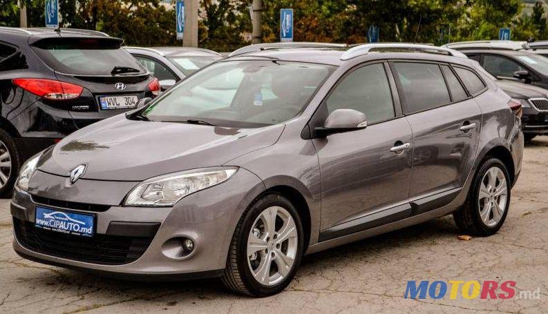 2009' Renault Megane photo #3