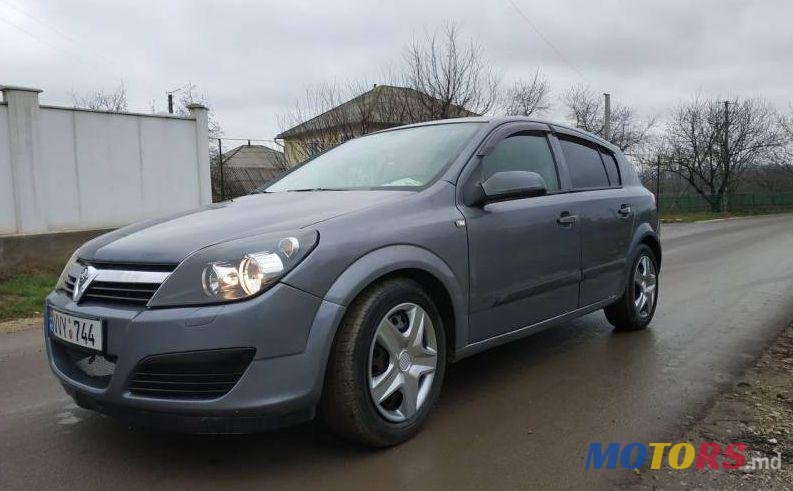 2005' Opel Astra photo #4