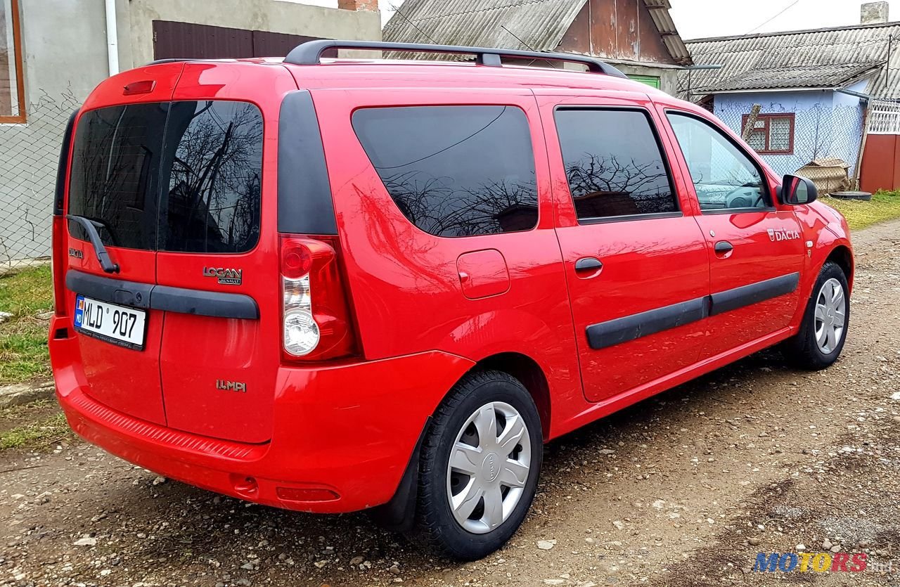 2010' Dacia Logan Mcv photo #3