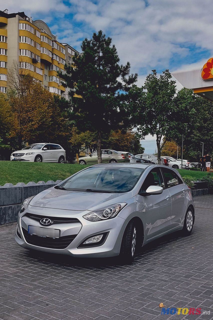 2013' Hyundai i30 photo #1