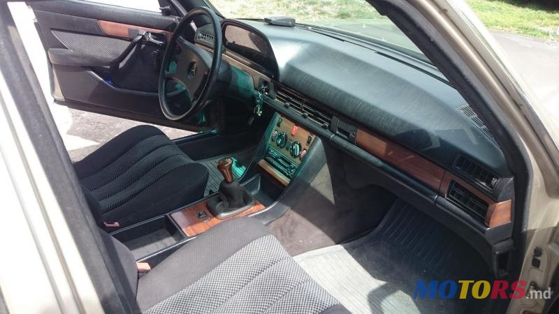 1986' Mercedes-Benz photo #3