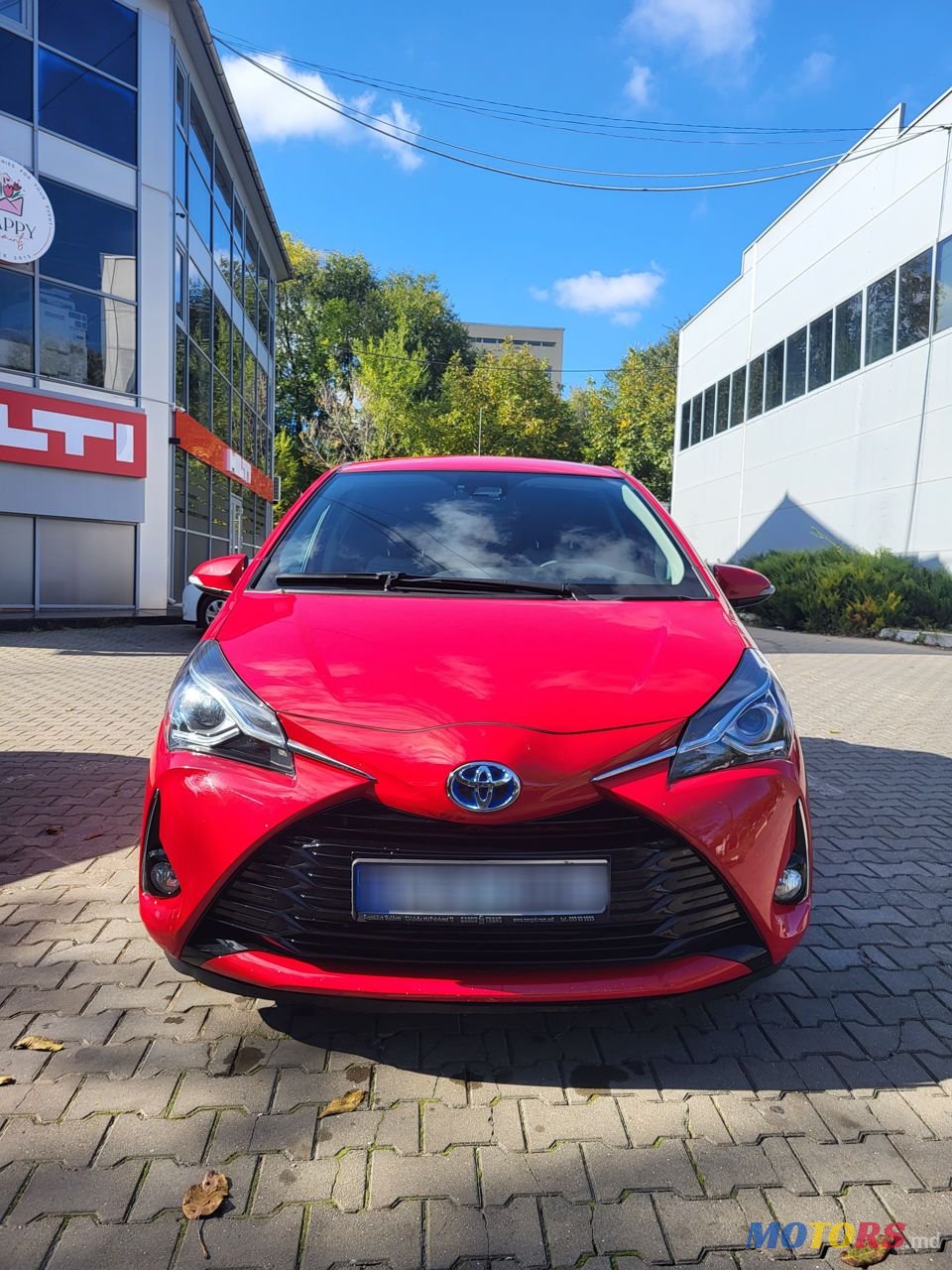 2020' Toyota Yaris photo #2