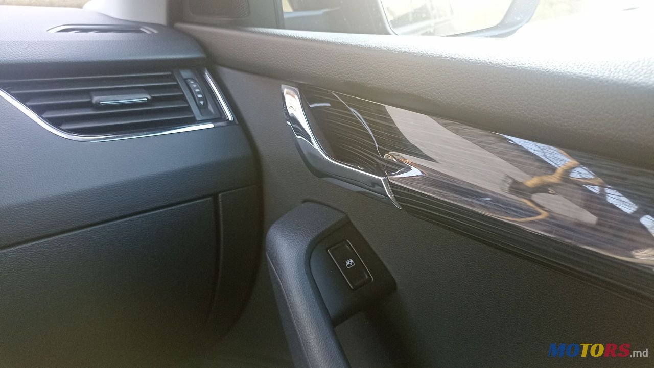 2017' Skoda Octavia photo #6