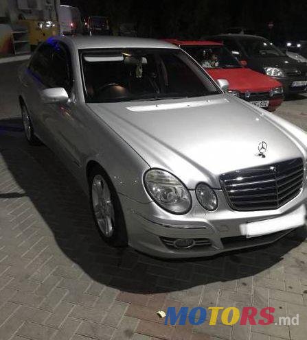2007' Mercedes-Benz E photo #1