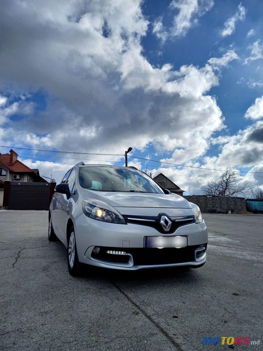 2015' Renault Grand Scenic photo #1