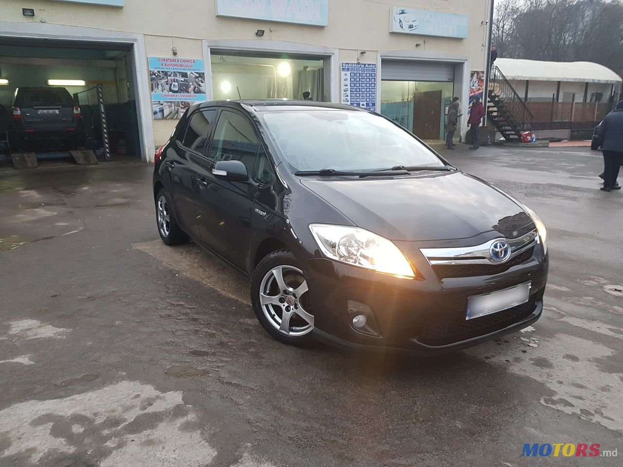 2011' Toyota Auris photo #3