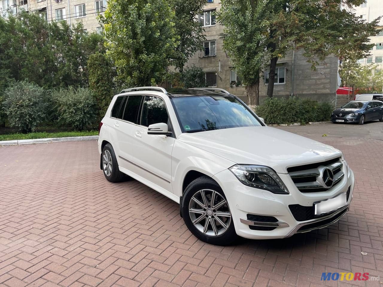 2012' Mercedes-Benz GLK-Class photo #1