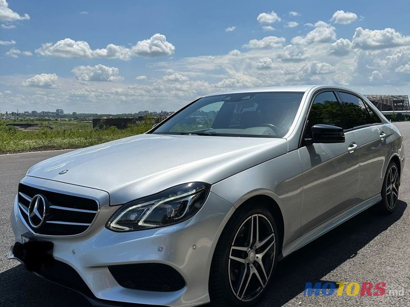 2015' Mercedes-Benz E Класс photo #2