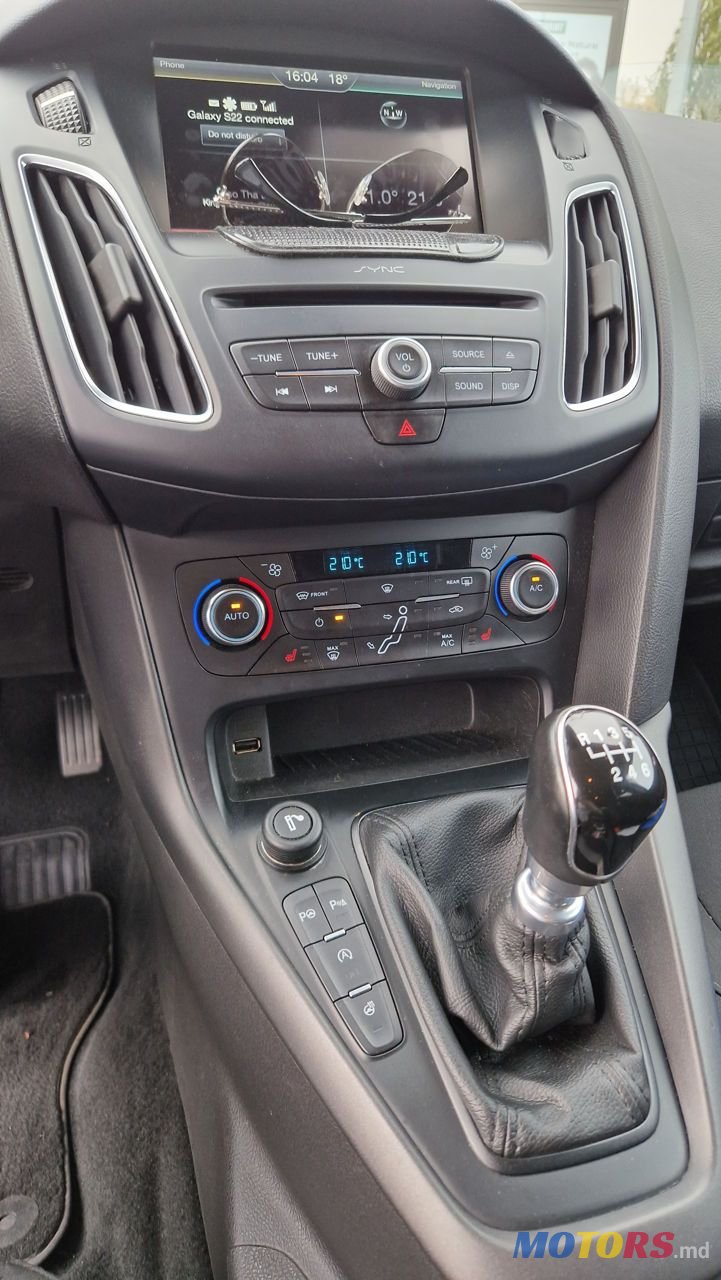 2016' Ford Focus photo #3