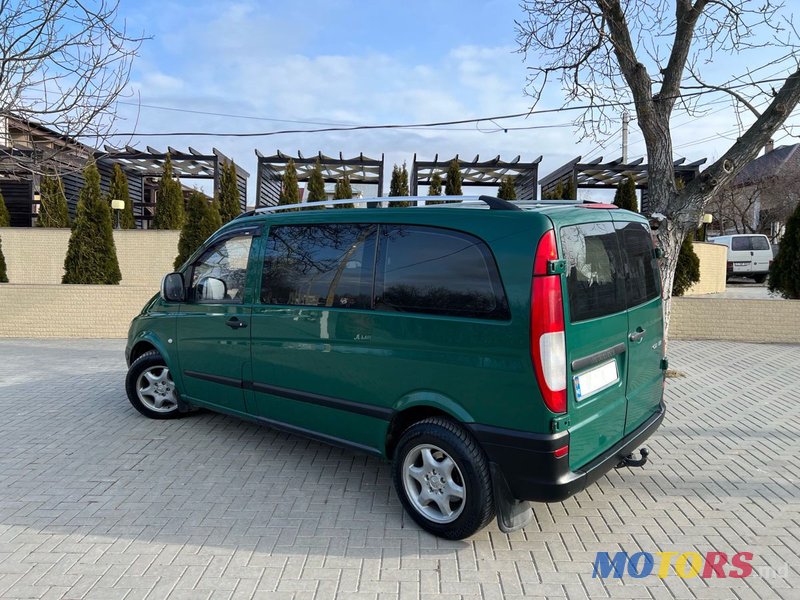 2004' Mercedes-Benz Vito photo #2