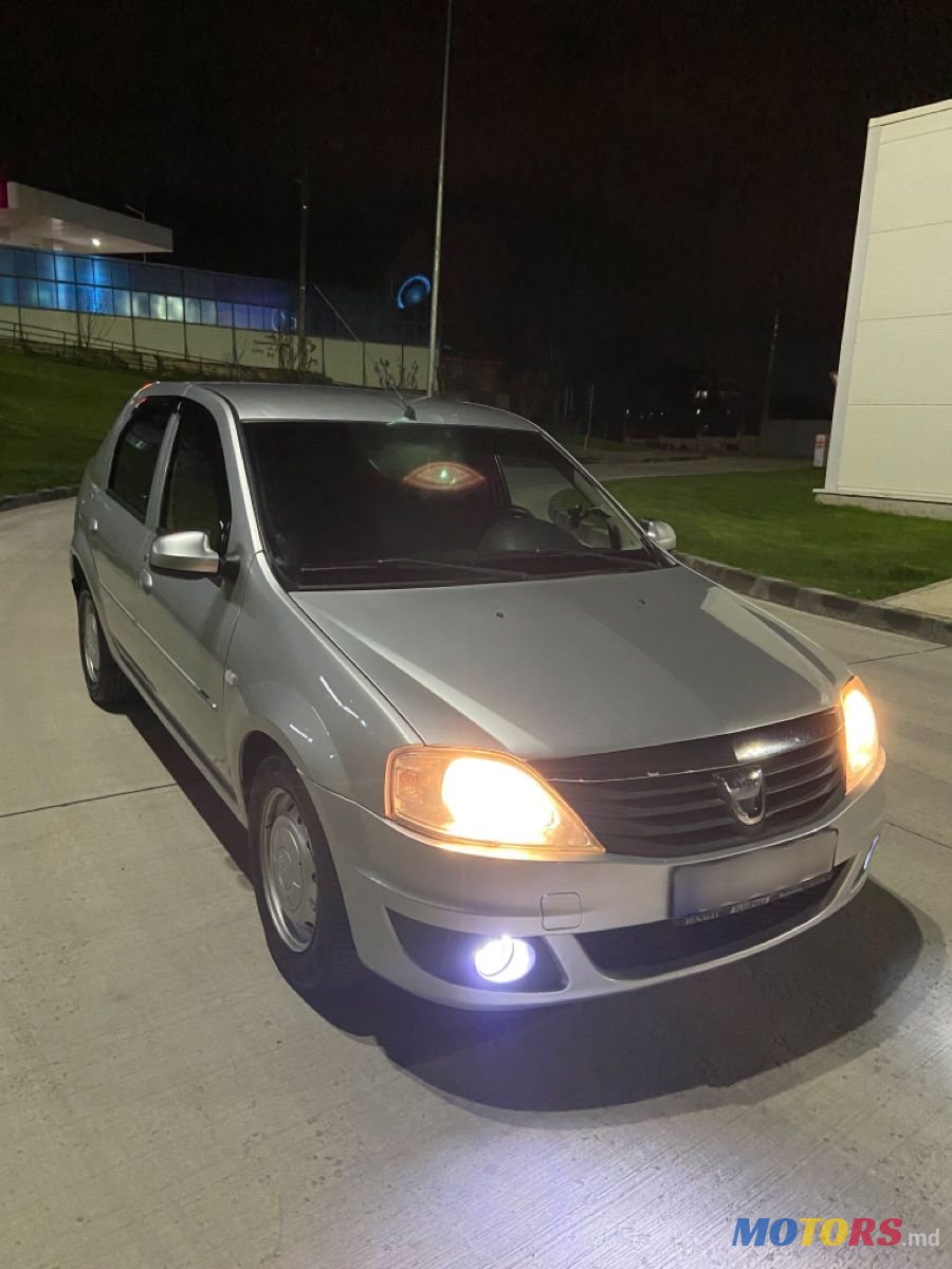 2009' Dacia Logan photo #4