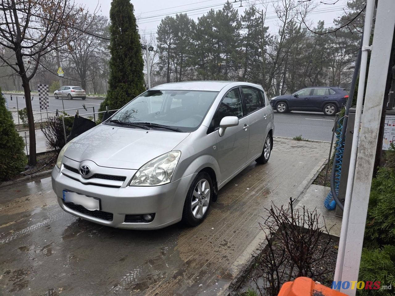 2006' Toyota Corolla Verso photo #1