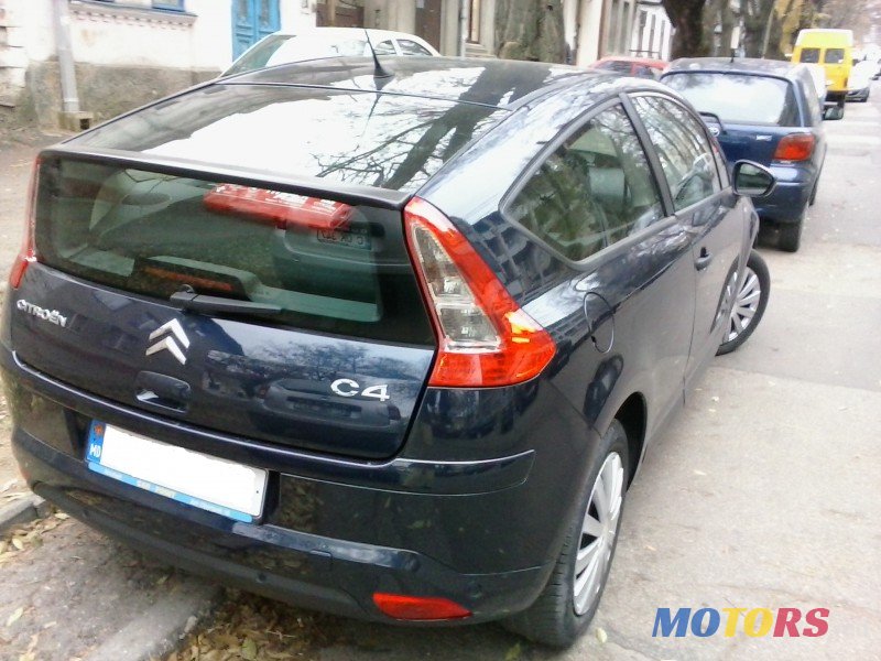 2010' Citroen C4 photo #4