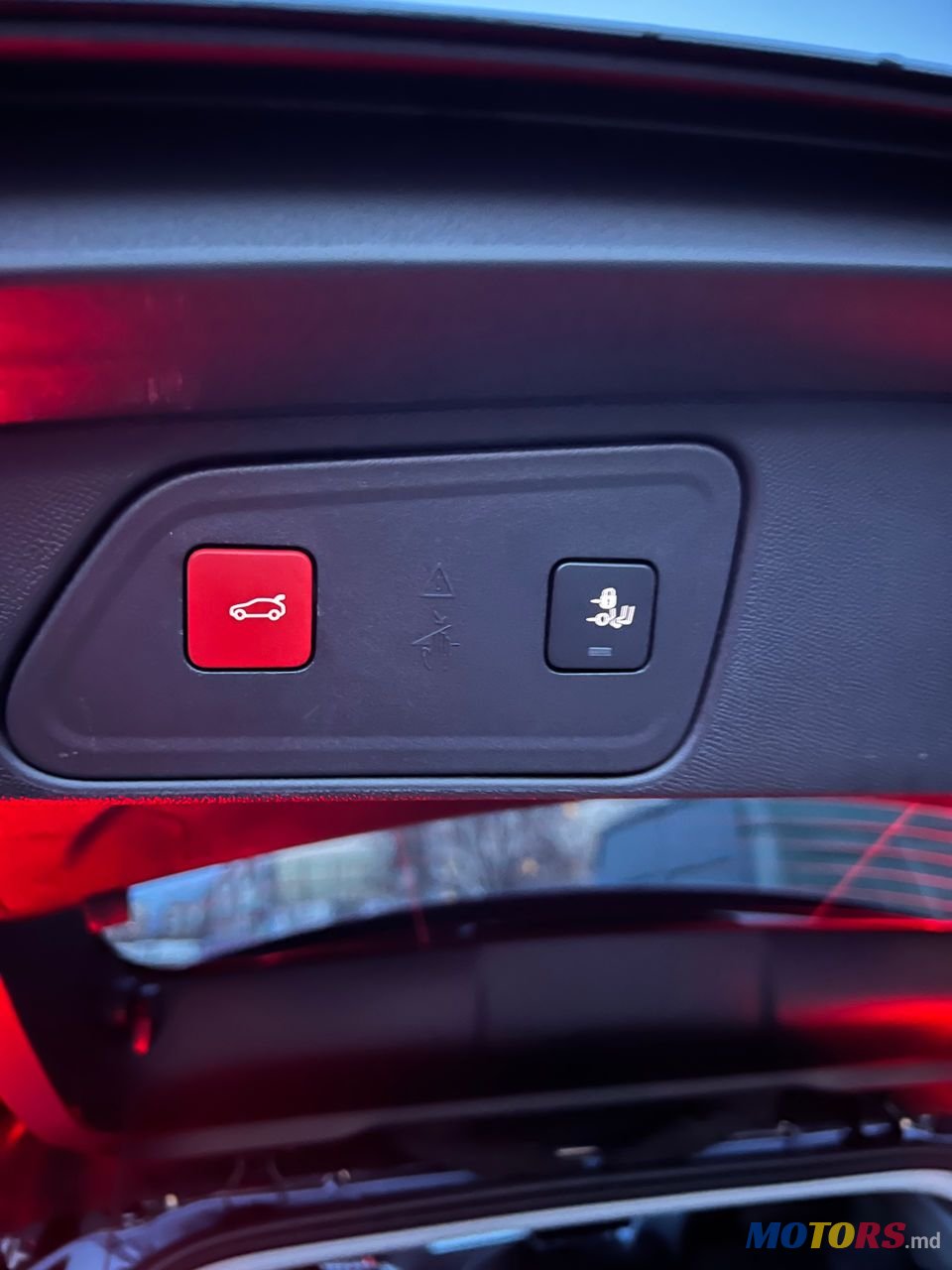 2020' Peugeot 3008 photo #5