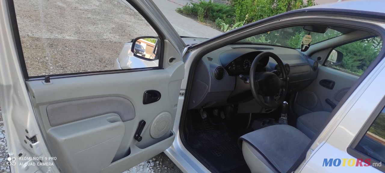 2007' Dacia Logan Mcv photo #3