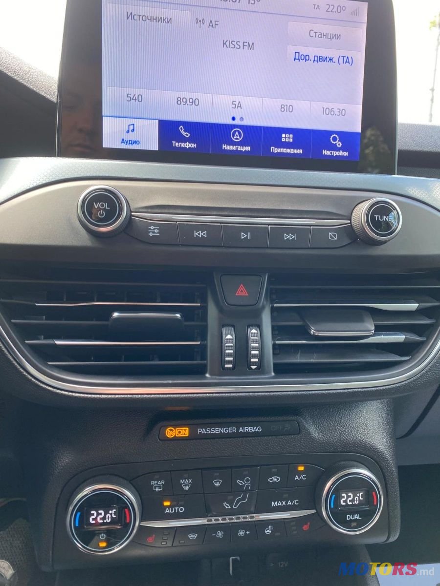 2020' Ford Focus photo #6