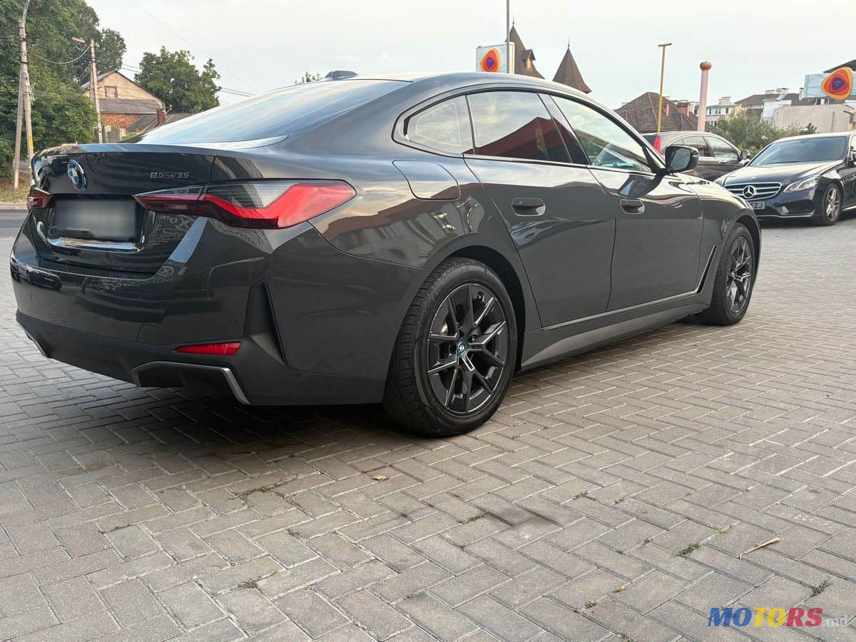 2023' BMW i4 photo #4