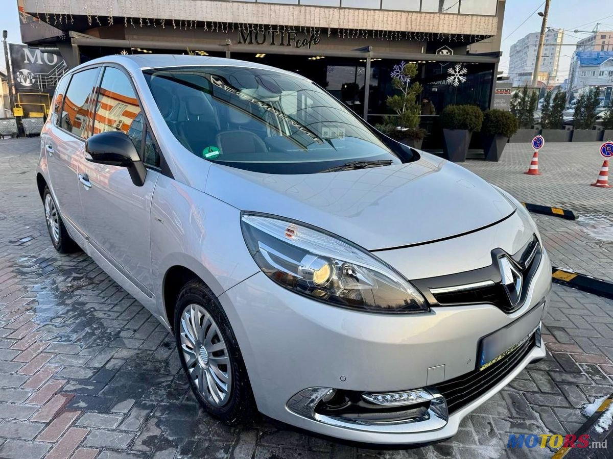 2015' Renault Scenic photo #1