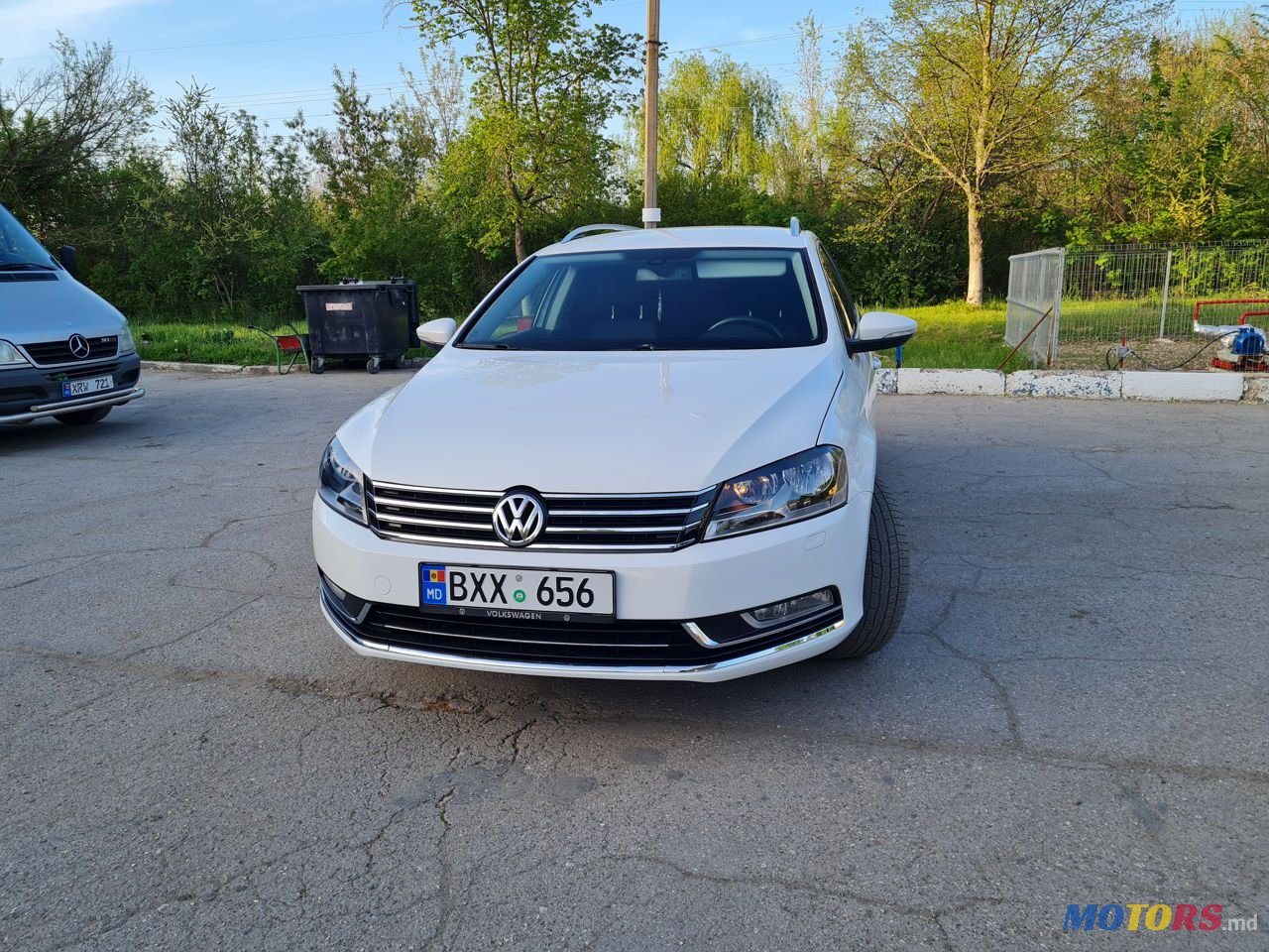 2012' Volkswagen Passat photo #1