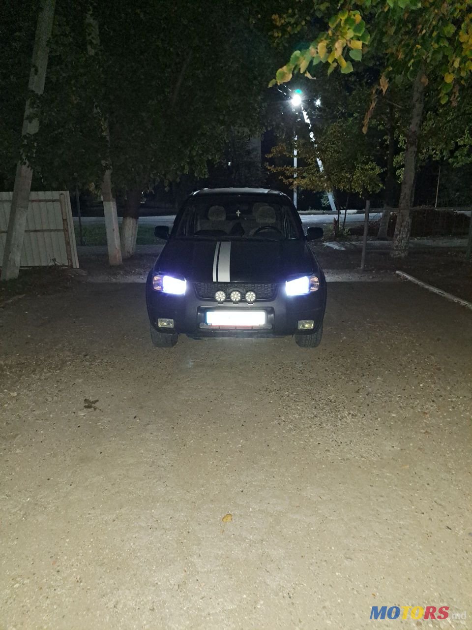 2002' Ford Maverick photo #2