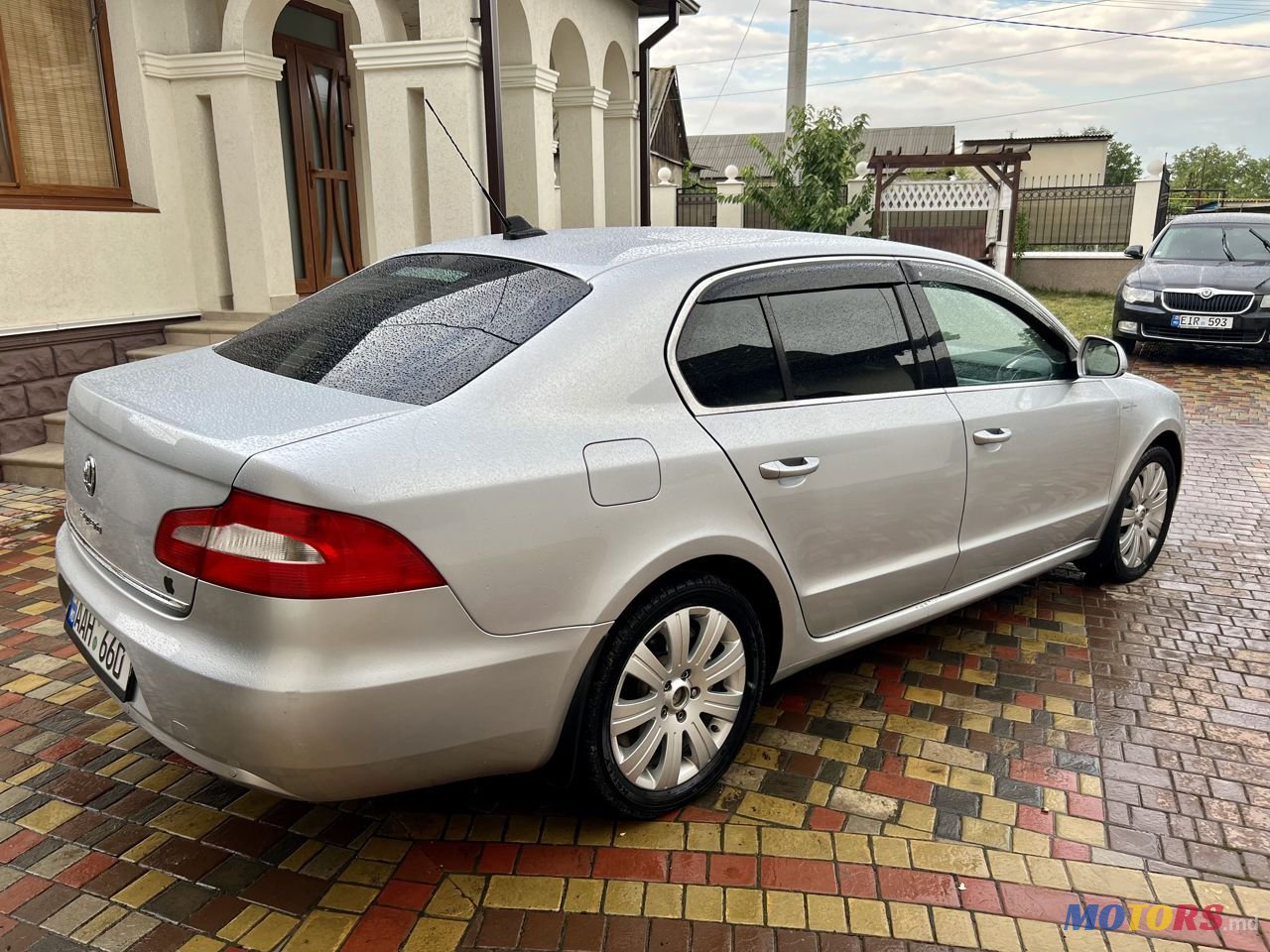 2009' Skoda Superb photo #4