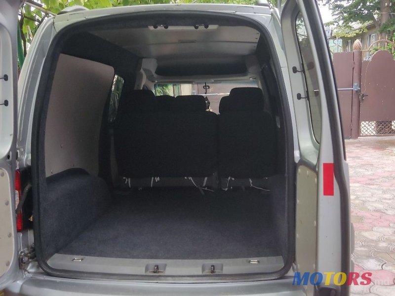 2008' Volkswagen Caddy photo #3