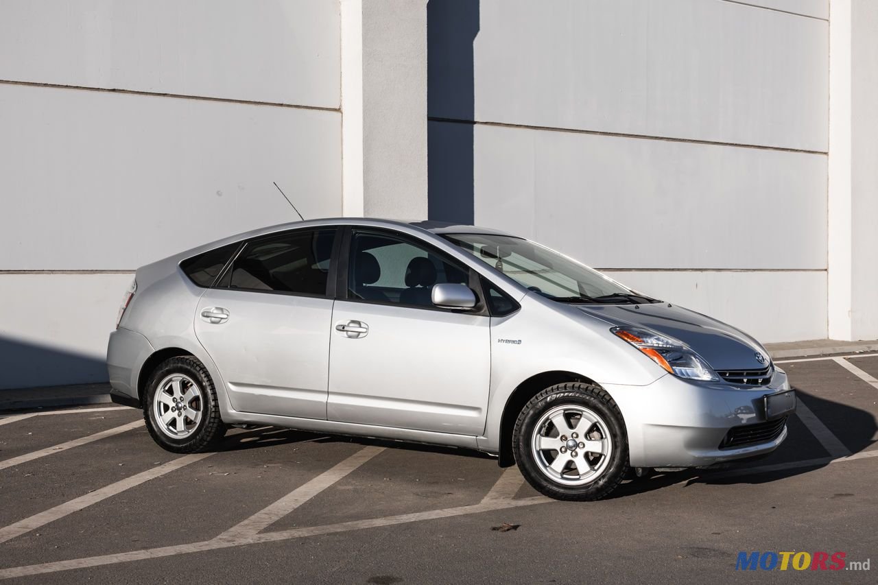 2008' Toyota Prius photo #4