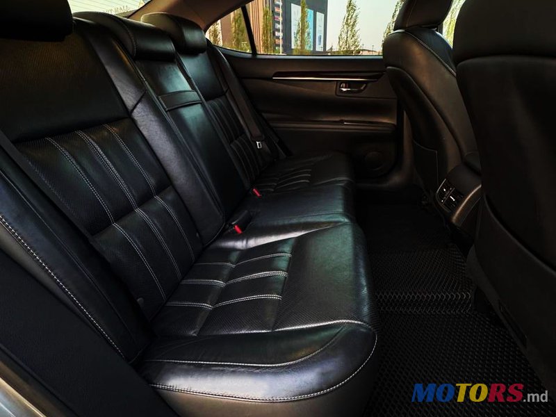 2015' Lexus Es Series photo #4