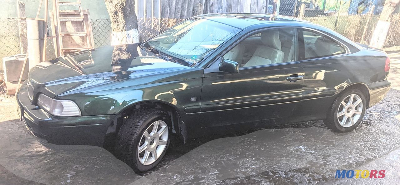 2000' Volvo C70 photo #2