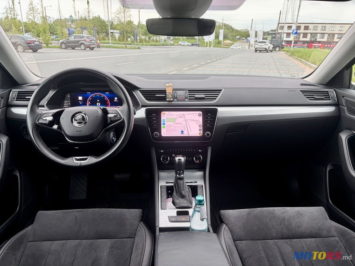 2022' Skoda Superb photo #6
