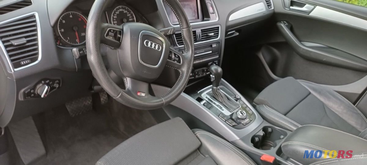 2011' Audi Q5 photo #4