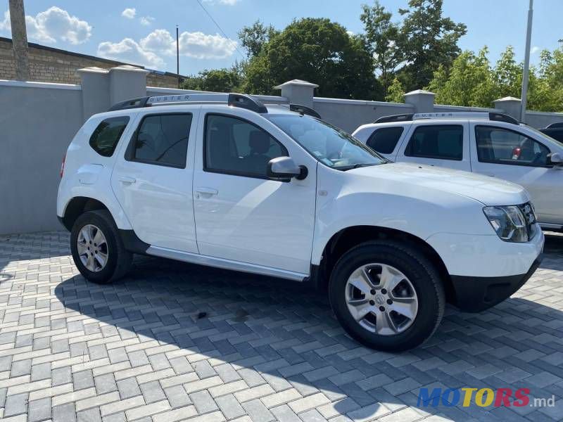 2014' Dacia Duster photo #4