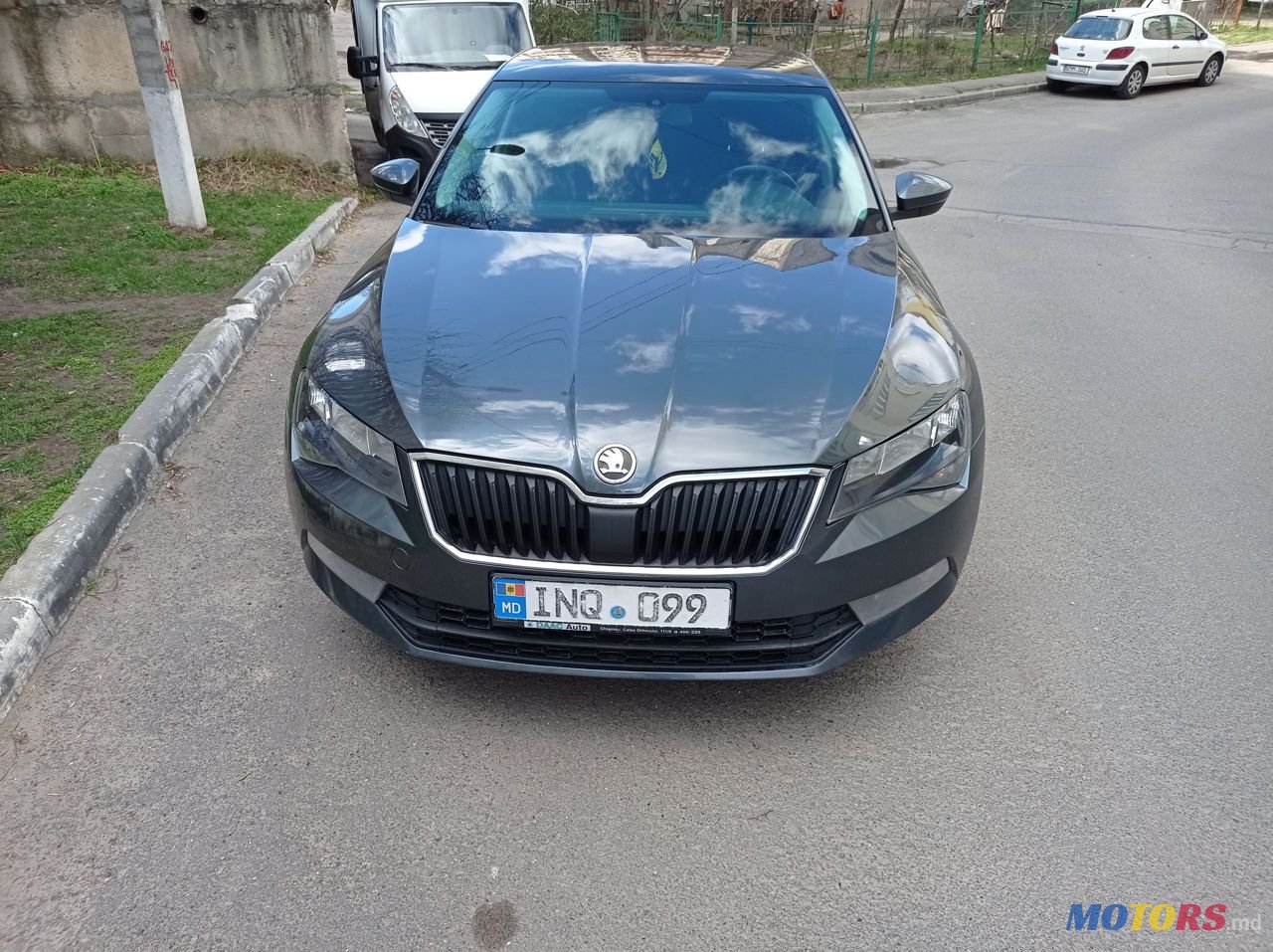 2015' Skoda Superb photo #1