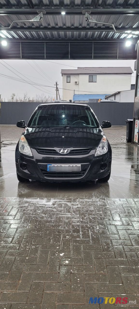 2009' Hyundai i20 photo #3