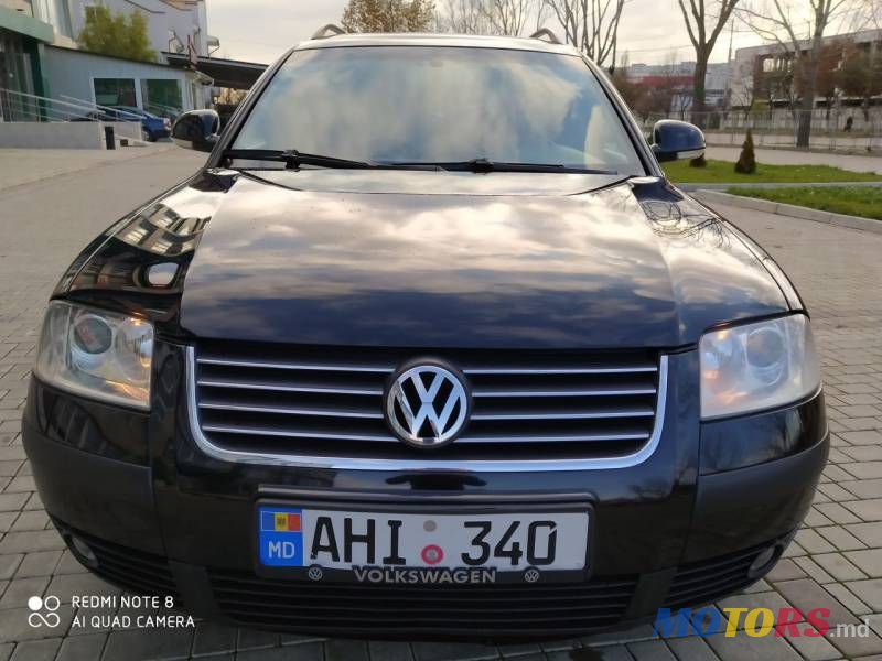 2005' Volkswagen Passat photo #6