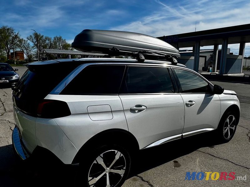 2018' Peugeot 5008 photo #5