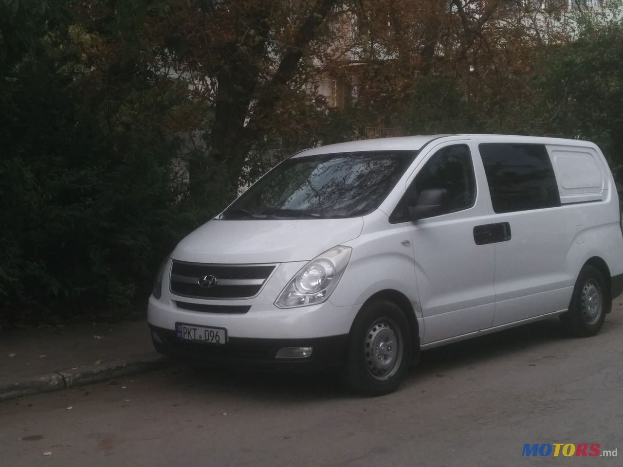 2008' Hyundai H-1 photo #1