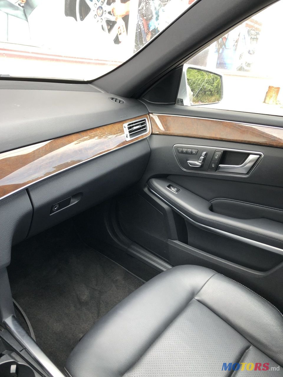 2013' Mercedes-Benz E Класс photo #6