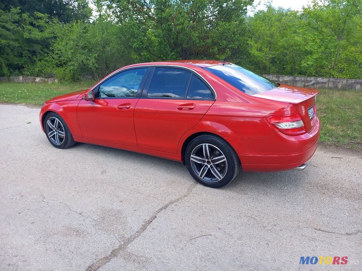 2010' Mercedes-Benz C Класс photo #3
