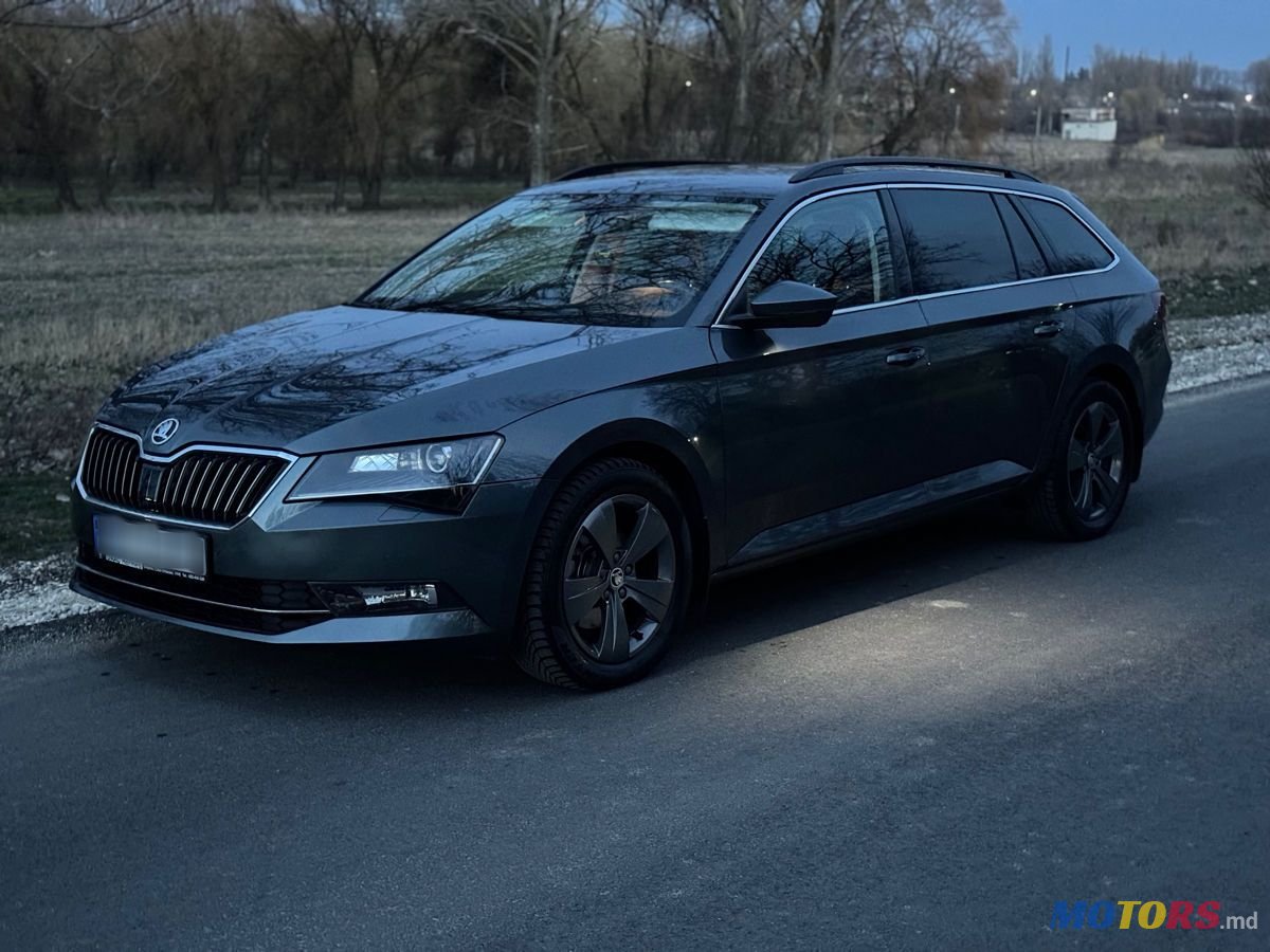 2019' Skoda Superb photo #1