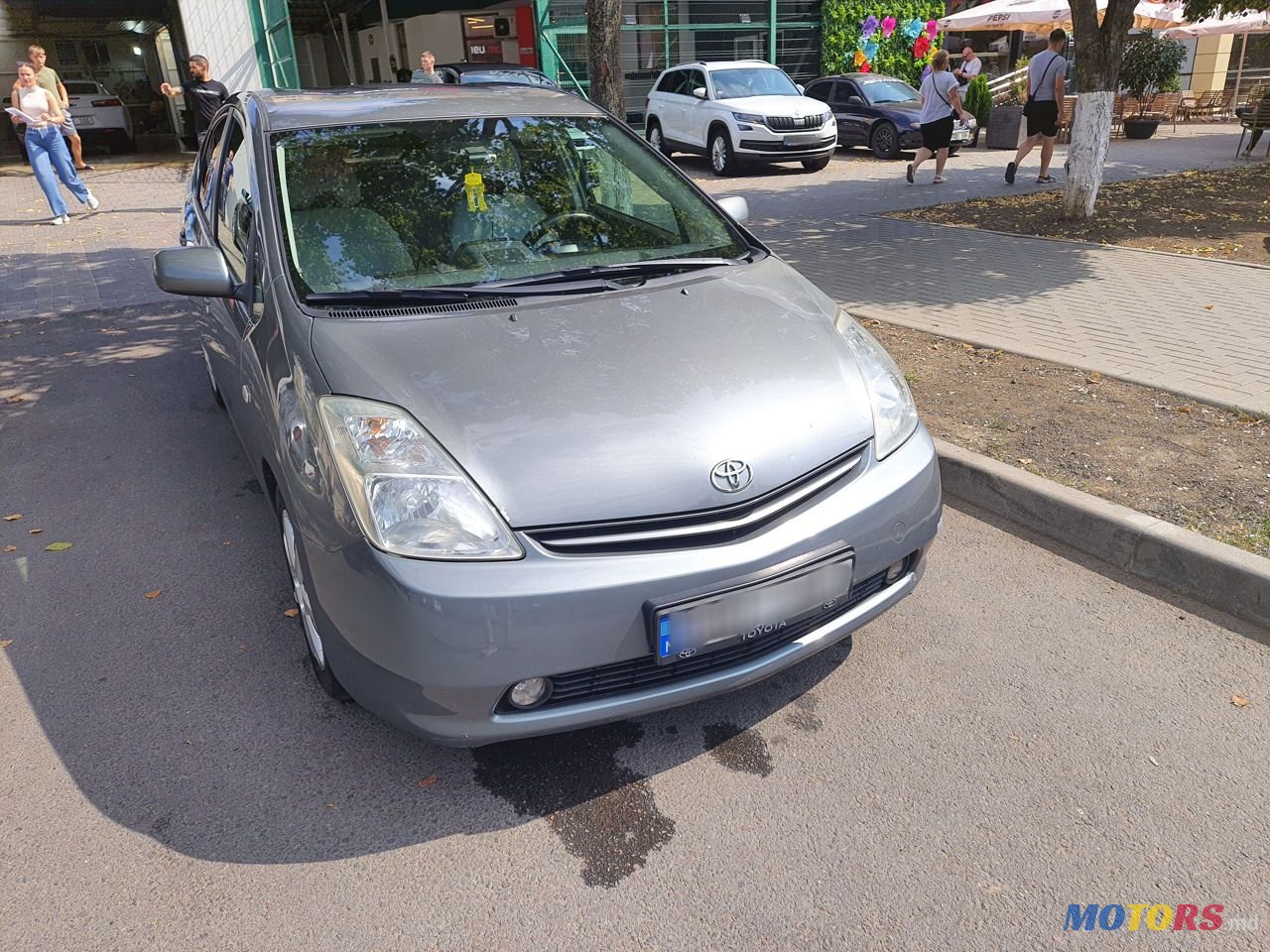 2005' Toyota Prius photo #1