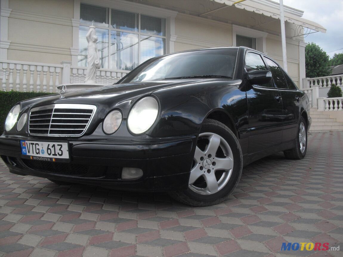 2001' Mercedes-Benz E Класс photo #1