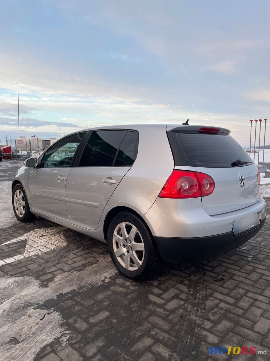 2006' Volkswagen Golf photo #4