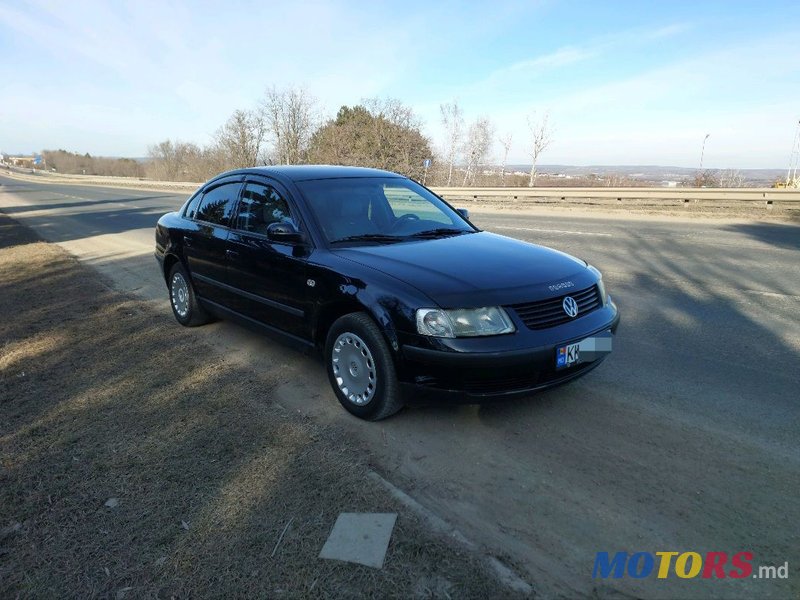 2000' Volkswagen Passat photo #6