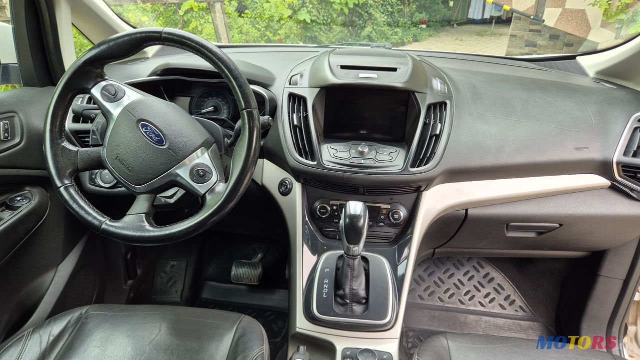 2013' Ford C-MAX photo #5