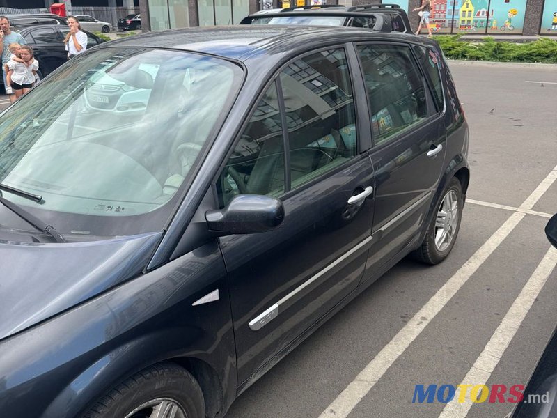 2005' Renault Scenic photo #5