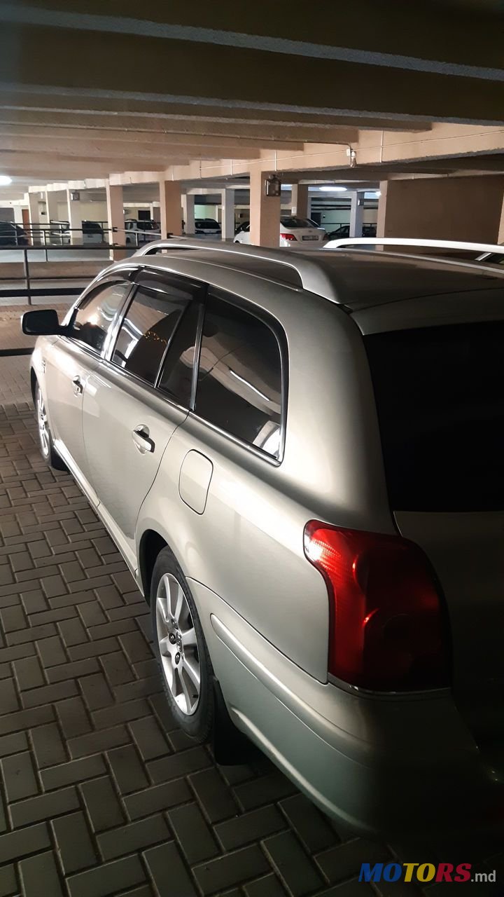 2006' Toyota Avensis photo #5