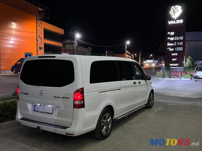 2015' Mercedes-Benz Vito photo #5