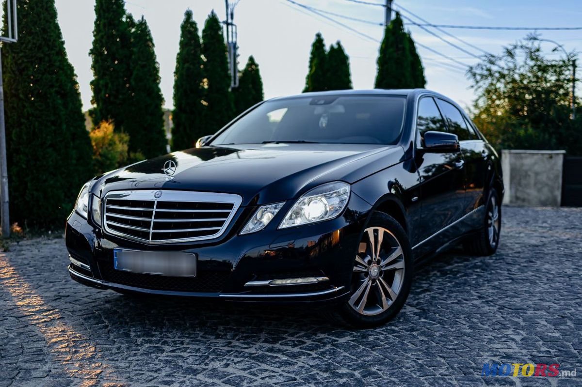 2012' Mercedes-Benz E-Class photo #3