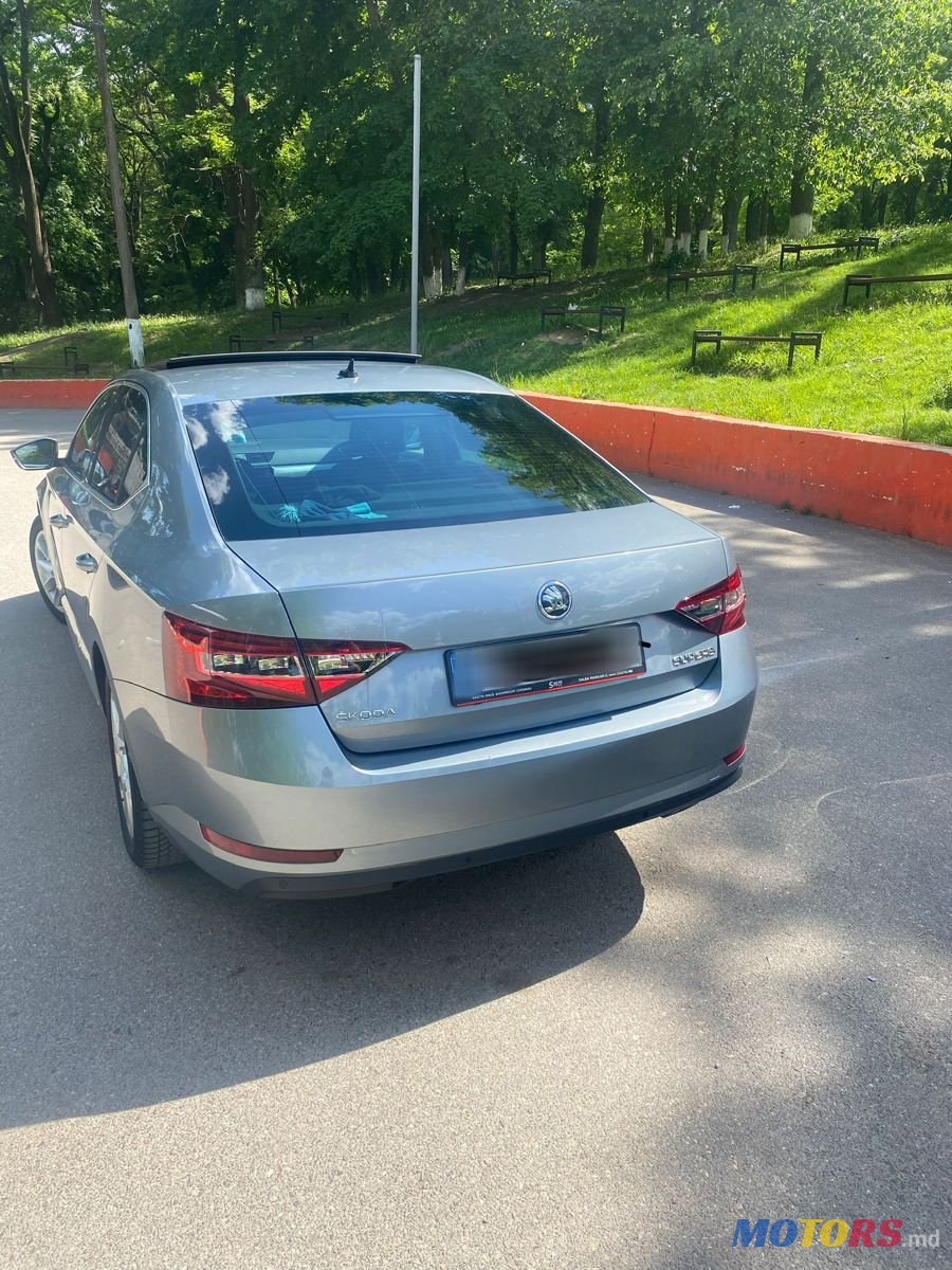 2018' Skoda Superb photo #3